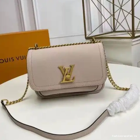 Fashionrepsfam ru Bag 2302HT0046 LV 0701